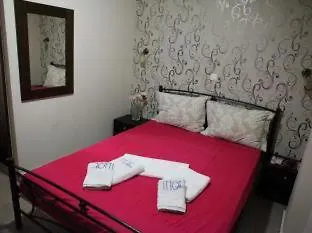 Πανσιόν Toti Boutique 3*
