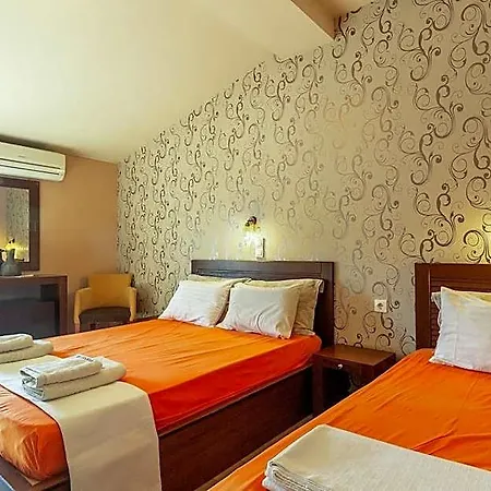 Toti Boutique 3*