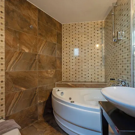 Casa de hóspedes Toti Boutique 3*
